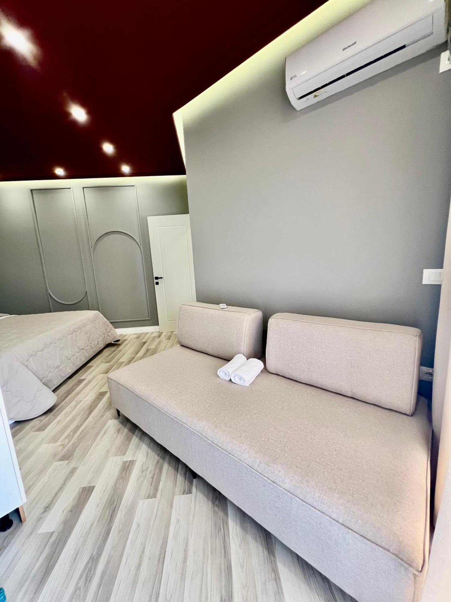 Spiranca Luxury Suites Τίρανα Δωμάτιο φωτογραφία