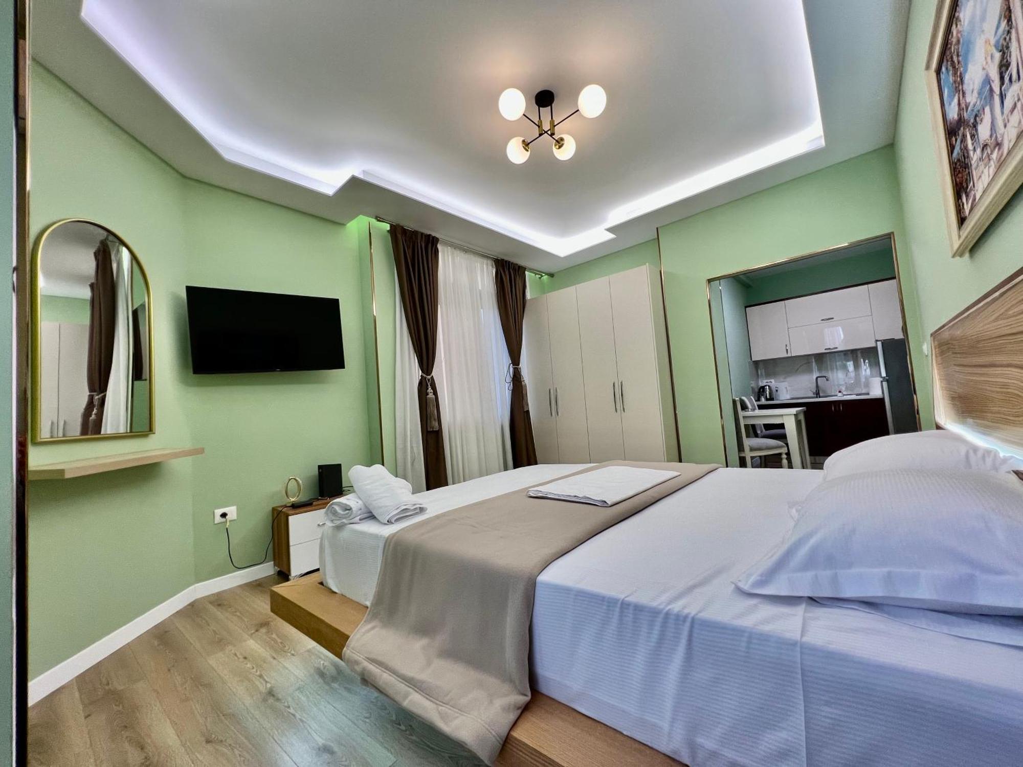 Spiranca Luxury Suites Τίρανα Δωμάτιο φωτογραφία